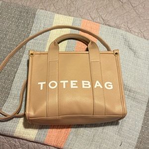 TOTE BAG leather material khaki